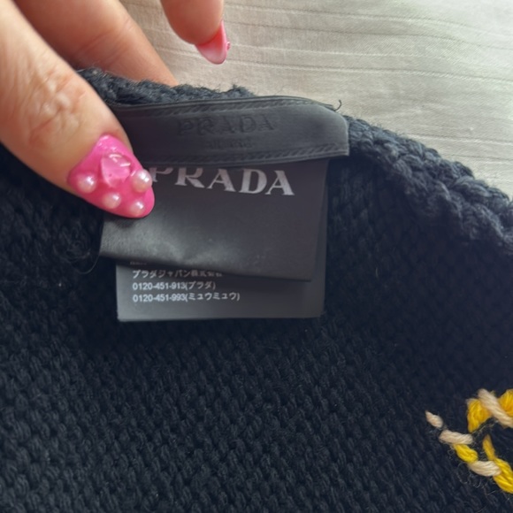 Authentic Prada Intarsia Ribbed Knit Yellow Lightning Bolt Beanie - Picture 4 of 6